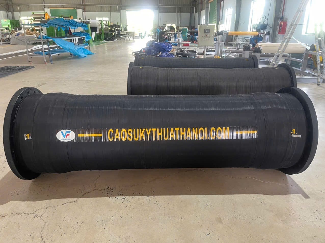 Ống cao su dùng trong nạo vét